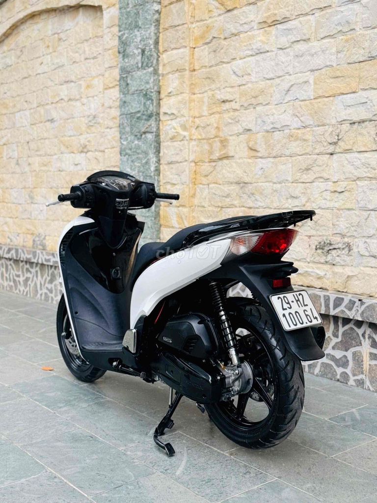 Sh 150fi 2019 đèn led khoá smartkey ful vỏ nhập ý. Mua bán Xe máy tại Quận Cầu Giấy Hà Nội được đăng bởi nguyễn bích thuỷ hình 12