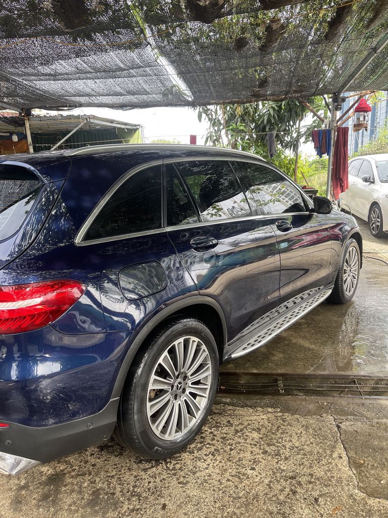 Mercedes Benz GLC Class 2018  - 30000 km. Mua bán Ô tô tại Quận Bắc Từ Liêm Hà Nội được đăng bởi Nguyen Tuan Anh hình 1
