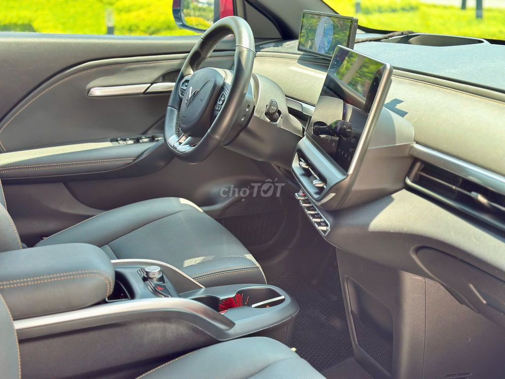 Vinfast VF6 Plus 2024 màu đỏ. Mua bán Ô tô tại Quận Gò Vấp Tp Hồ Chí Minh được đăng bởi Quang hình 4