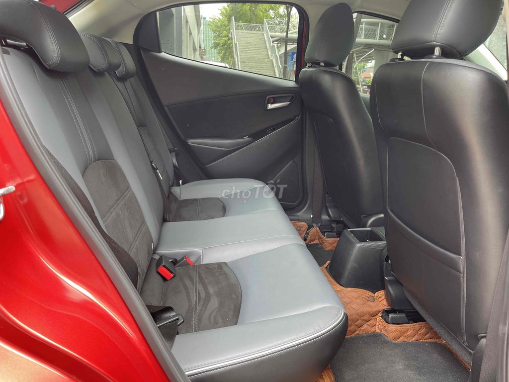 Mazda 2 2022 Sport Luxury - 1,3 vạn 1 chủ từ mới. Mua bán Ô tô tại Quận Bắc Từ Liêm Hà Nội được đăng bởi Hoàng Nga hình 12