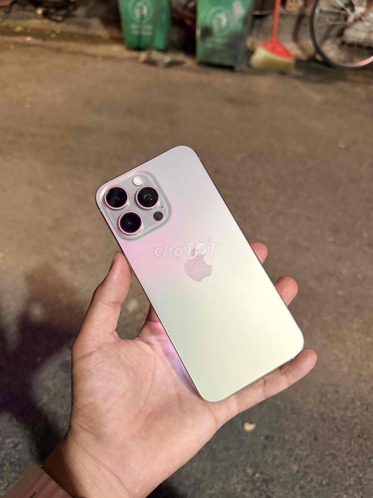 iPhone 15 Pro Max 256GB. Mua bán Điện thoại tại Quận Ngũ Hành Sơn Đà Nẵng được đăng bởi Nghĩa  hình 1