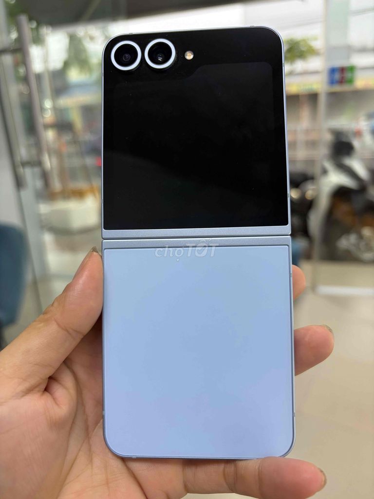 Samsung Z Flip6 ram12/512gb còn BH Care T8/2026. Mua bán Điện thoại tại Huyện Hóc Môn Tp Hồ Chí Minh được đăng bởi Linh hình 1