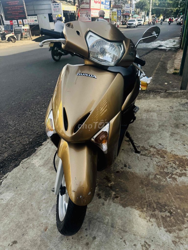 Lead 2012 chính chủ zin êm, biển số AA mới keng. Mua bán Xe máy tại Thành phố Buôn Ma Thuột Đắk Lắk được đăng bởi Phan Thanh Sơn hình 2