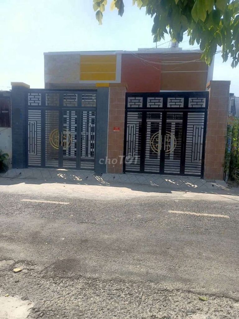 Аренда · 2 комн. · 68 м² · Huyện Hóc Môn, ул. Cho thuê nhà mặt tiền đường ấp mới 1