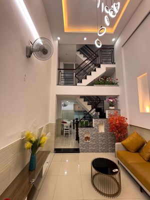 Townhouse 49 m² · 5 bed · Đường số 4