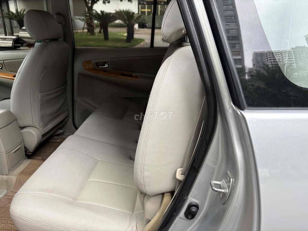 Toyota Innova 2009 G - 100000 km. Mua bán Ô tô tại Quận Hai Bà Trưng Hà Nội được đăng bởi Bùi hiển hình 9