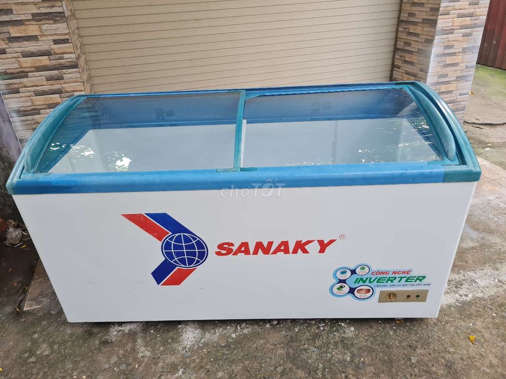 Tủ đông kem sanaky 660L