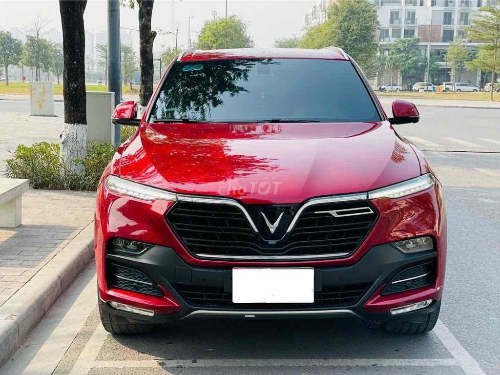 VinFast Lux SA2.0 2020 Plus 2.0 AT - 40000 km