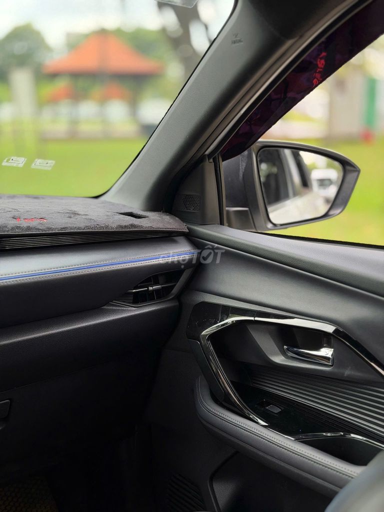 Yaris Cross CVT 2024 Đi 19.000km Full BD Hãng. Mua bán Ô tô tại Quận 10 Tp Hồ Chí Minh được đăng bởi Tuấn Ô Tô Cũ Sài Gòn hình 11