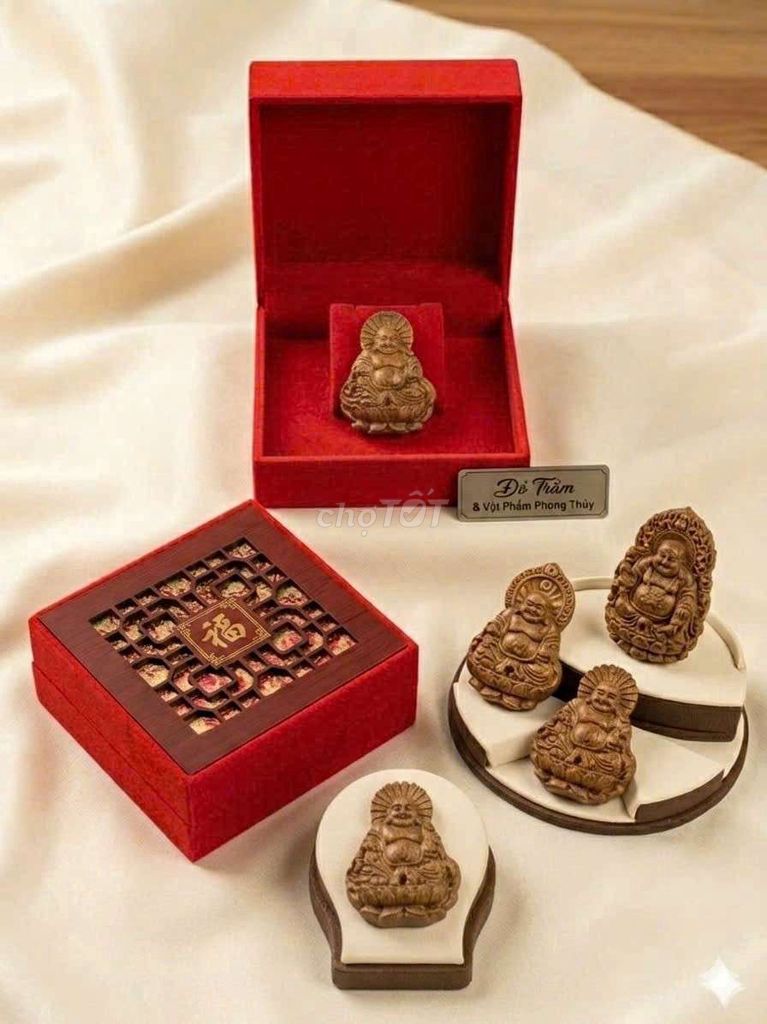 Mặt dây chuyền Trầm hương Phật Di Lặc. Mua bán Phụ kiện thời trang khác tại Quận Liên Chiểu Đà Nẵng được đăng bởi Nguyen Thuy hình 1