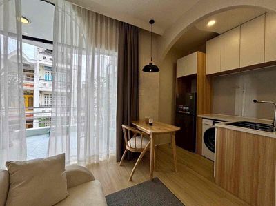 Аренда · 6 комн. · 162 м² · Quận 10, ул. Đường Hồ Bá Kiện