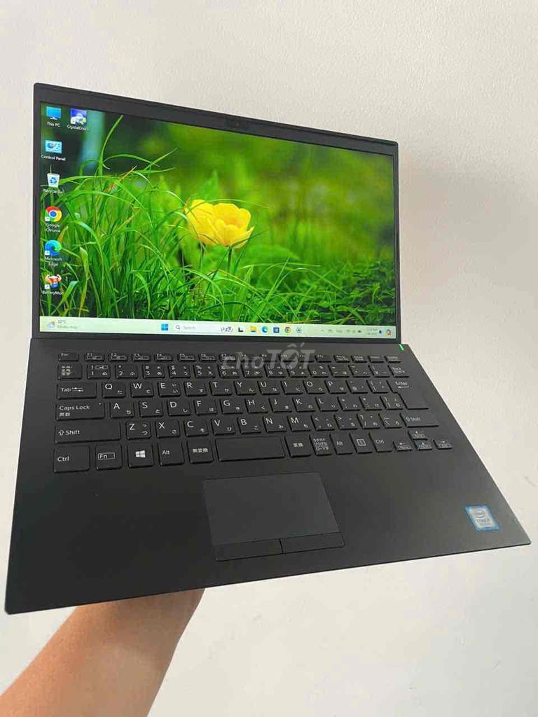 Sony Vaio 14": i5-8265 mỏng nhẹ