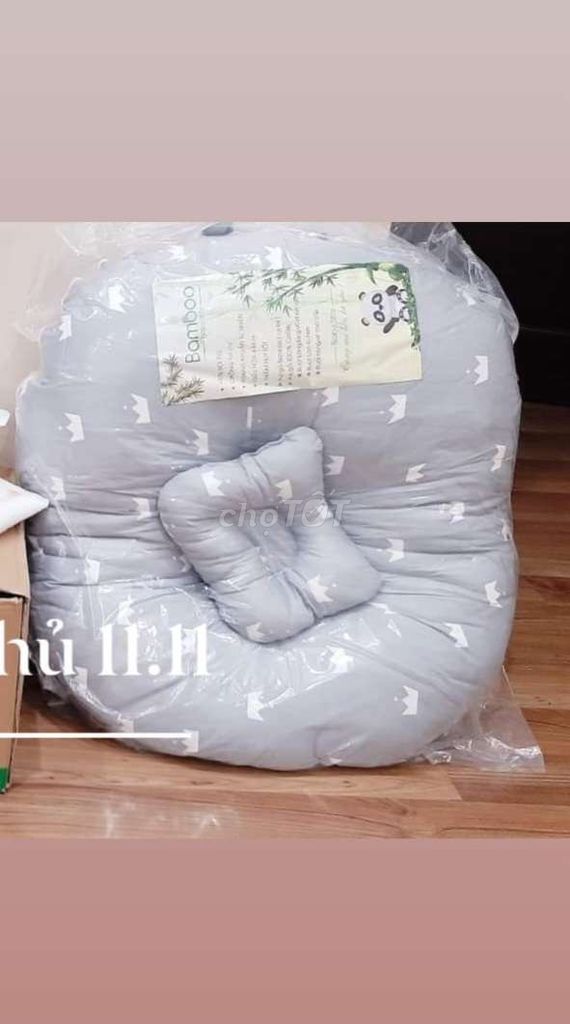 Gối chống trào ngược Bamboo Xám cho bé. Mua bán Mẹ và bé tại Quận Cầu Giấy Hà Nội được đăng bởi Công Thục Anh hình 1