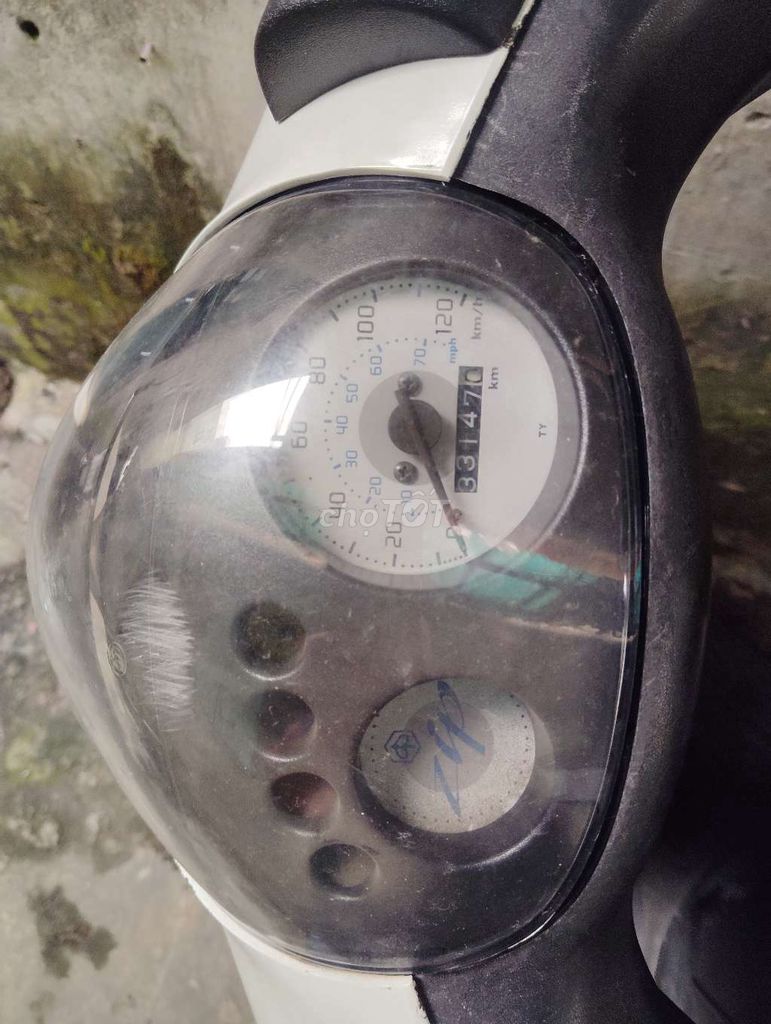 Zip 2015. Mua bán Xe máy tại Quận Hoàng Mai Hà Nội được đăng bởi Trung hình 3