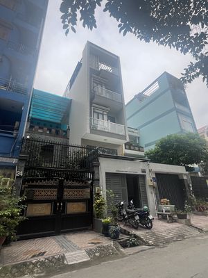 Bán nhà Đường Hoàng Kim Giao P5. 4x26m 1 trệt 1 lửng 2 lầu ST. Mua bán nhà ở tại Quận 8 Tp Hồ Chí Minh được đăng bởi Hiệp BĐS