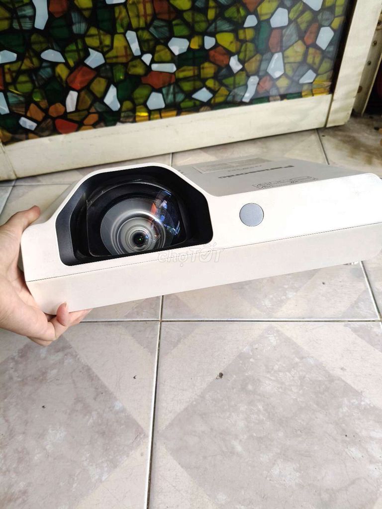 Máy chiếu Panasonic PT-TX430. Mua bán Đồ dùng văn phòng tại Quận Tân Phú Tp Hồ Chí Minh được đăng bởi  Loan Vũ  hình 1