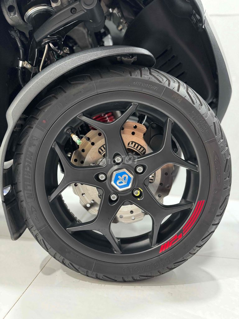 Piaggio MP3 400 HPE Sport 2022 – 3 banh chính hãng. Mua bán Xe máy tại Quận 6 Tp Hồ Chí Minh được đăng bởi Lợi hình 3