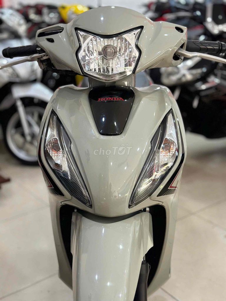 Honda Viosn 2024.BS72.PBĐB chính chủ.odd 8000km. Mua bán Xe máy tại Quận 6 Tp Hồ Chí Minh được đăng bởi Cửa Hàng Xe Máy Hoà Bùi hình 2