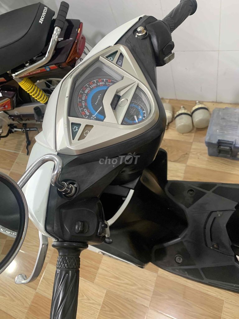 luvias zin đẹp. Mua bán Xe máy tại Huyện Bến Lức Long An được đăng bởi Son hình 3