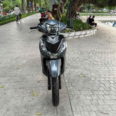 XE MÁY GIÁNG MẠNH - Honda Vision Cá Tính 2021 Lướt. Mua bán Xe máy tại Quận Hai Bà Trưng Hà Nội được đăng bởi Đức Anh