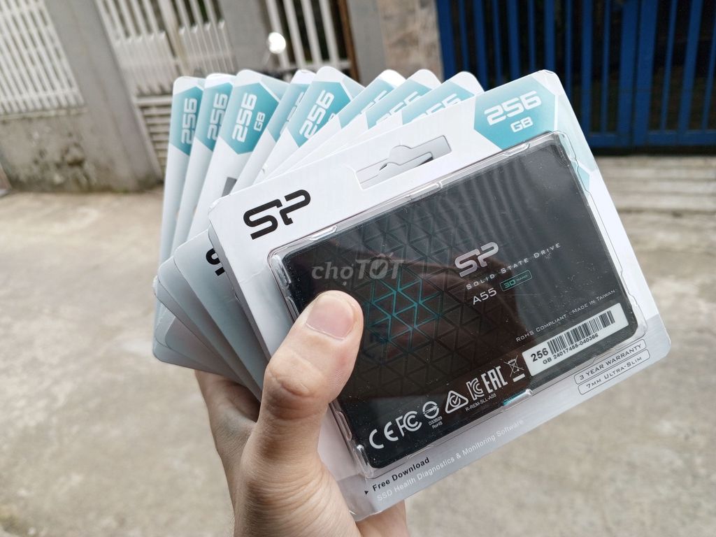 Ổ SSD Silicon SP 256GB New Bảo hành 3 năm