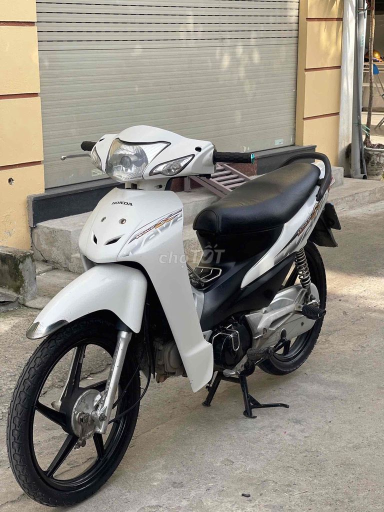 wave alpha trắng xe đẹp máy chạy bốc tiết kiệm xăn. Mua bán Xe máy tại Quận Nam Từ Liêm Hà Nội được đăng bởi Lan Phương hình 1