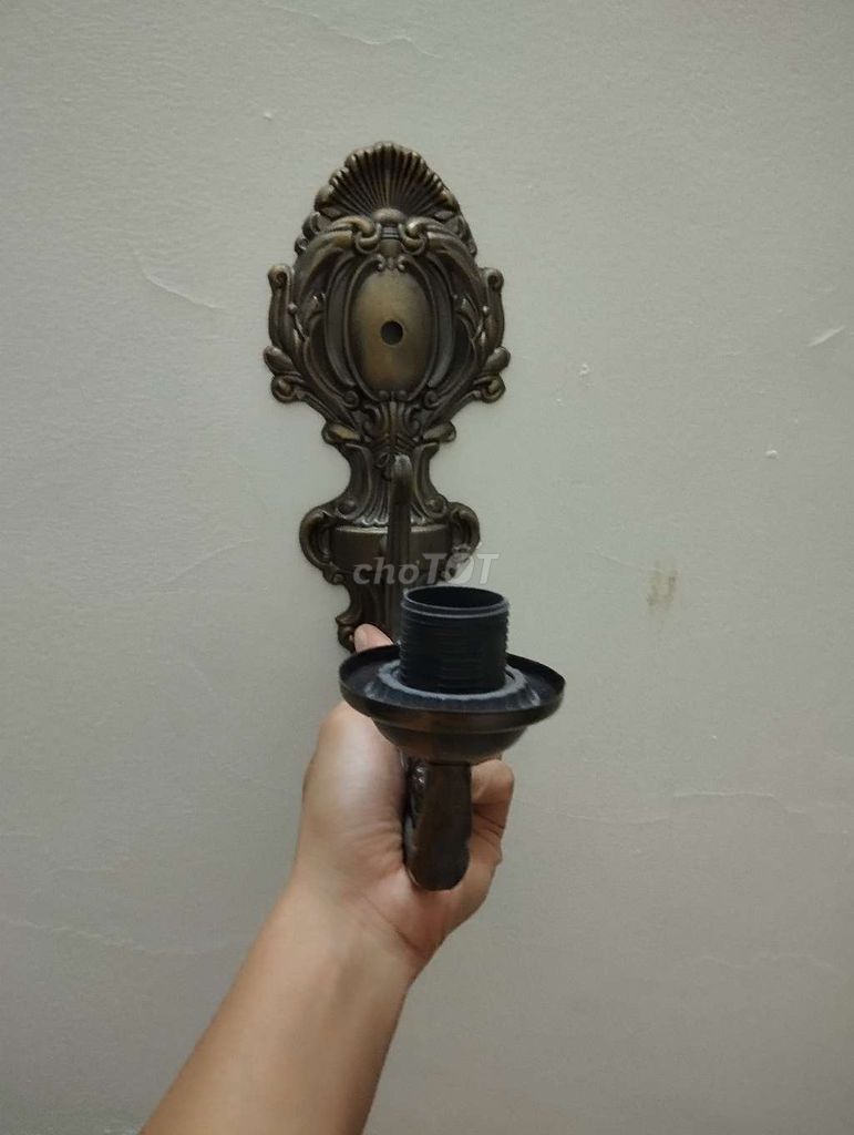 đèn treo tường  cần thanh lý. Mua bán Đèn tại Quận Ba Đình Hà Nội được đăng bởi Wind  hình 1