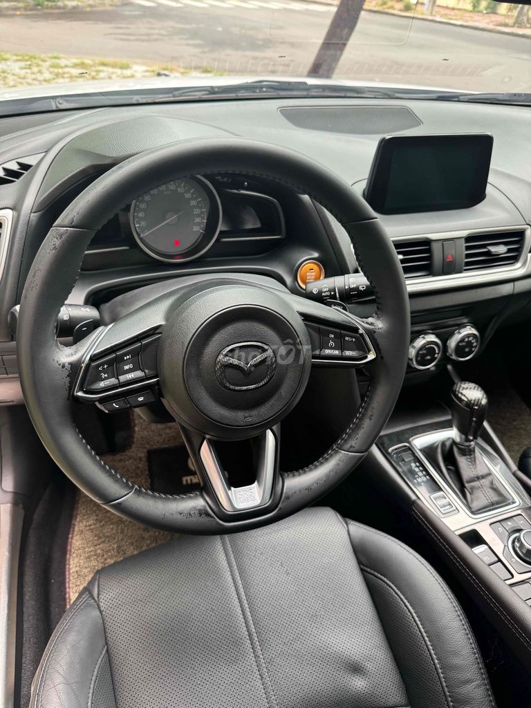 Mazda 3 2018 1.5 AT - 82000 km. Mua bán Ô tô tại Thành phố Qui Nhơn Bình Định được đăng bởi Tiến hình 7