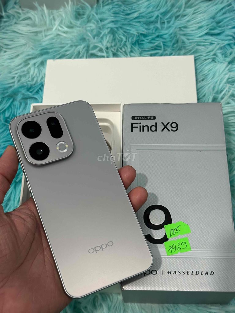 Oppo Find X9 12:256GB Bạc fullboxx 99 cần bán. Mua bán Điện thoại tại Thành phố Thủ Dầu Một Bình Dương được đăng bởi Hoàng hải hình 1