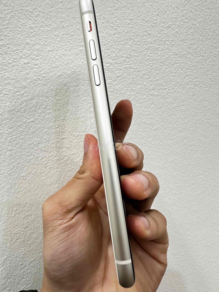 Apple iPhone 11 64GB Trắng Zin Áp. Mua bán Điện thoại tại Thành phố Nam Định Nam Định được đăng bởi Vũ Thành hình 1