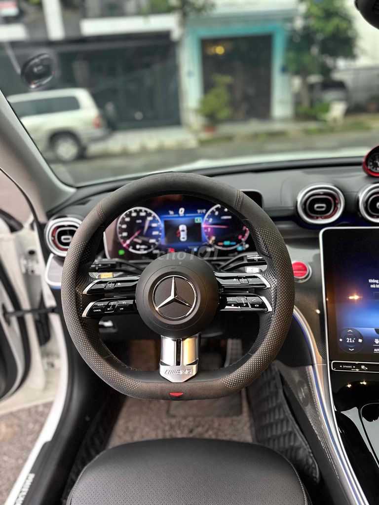 Mercedes Benz All-new 2022 C 300 AMG - 32000 km. Mua bán Ô tô tại Quận Cái Răng Cần Thơ được đăng bởi Toàn Hồ hình 4