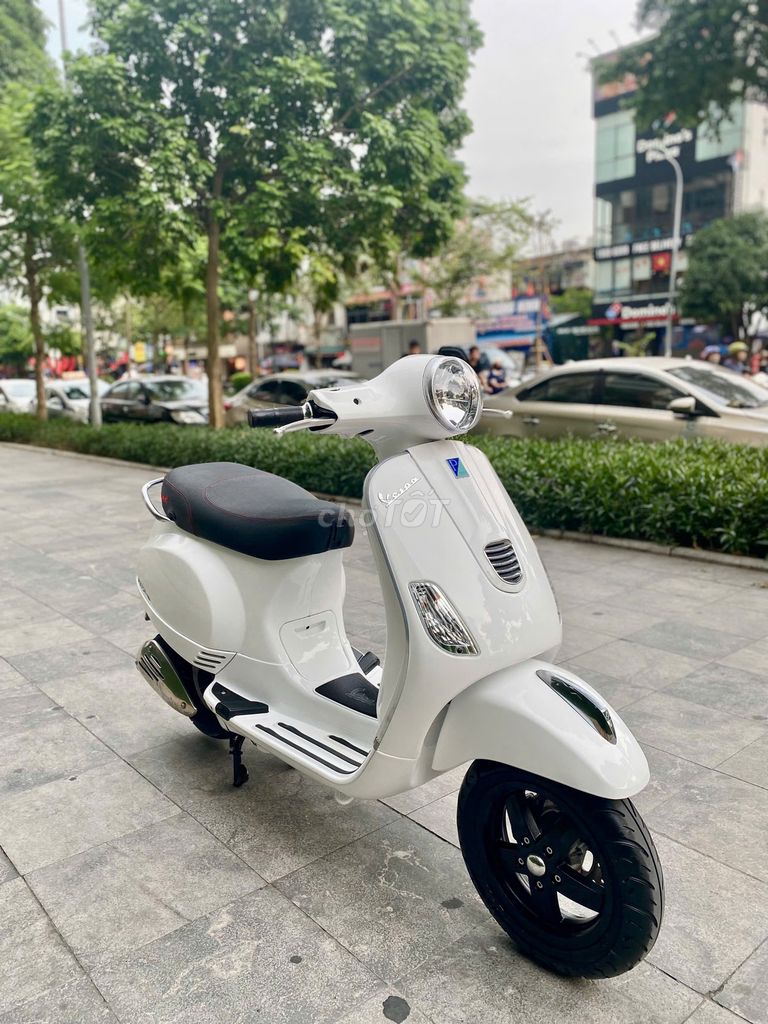 Vespa lx 2013 27281 3vie  zin chất 100%. Mua bán Xe máy tại Quận Hoàng Mai Hà Nội được đăng bởi Trường Giang Phạm hình 2