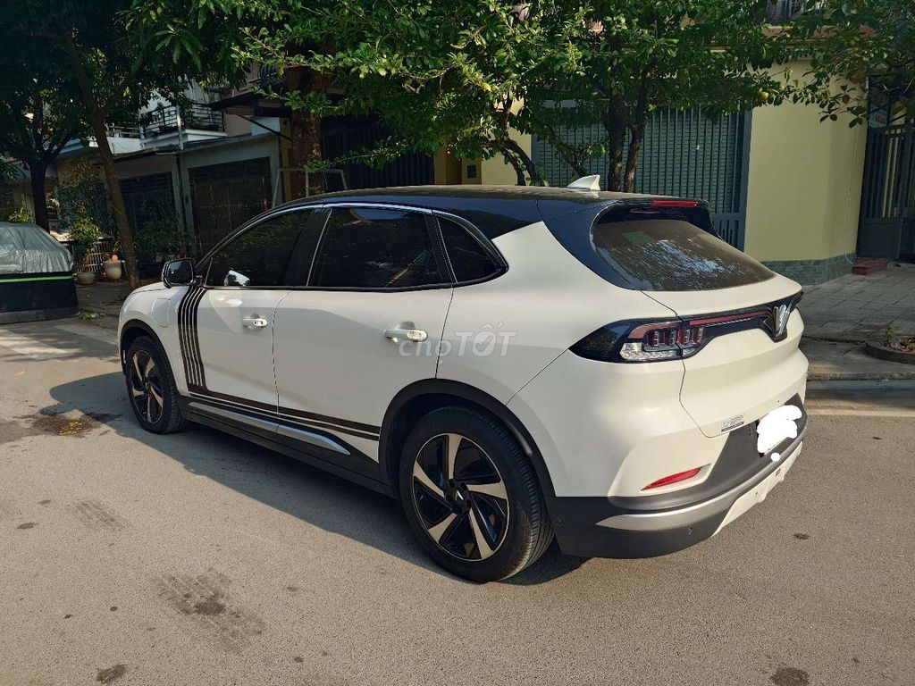 VinFast VF 8 2024 Trắng. Mua bán Ô tô tại Quận Hà Đông Hà Nội được đăng bởi Mr Cường hình 1