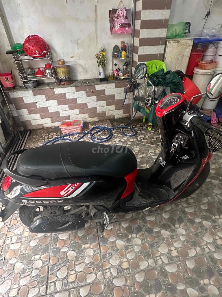 muốn bán lên đời scoopy indo. Mua bán Xe máy tại Quận Cẩm Lệ Đà Nẵng được đăng bởi Nguyễn Thọ Tín hình 2