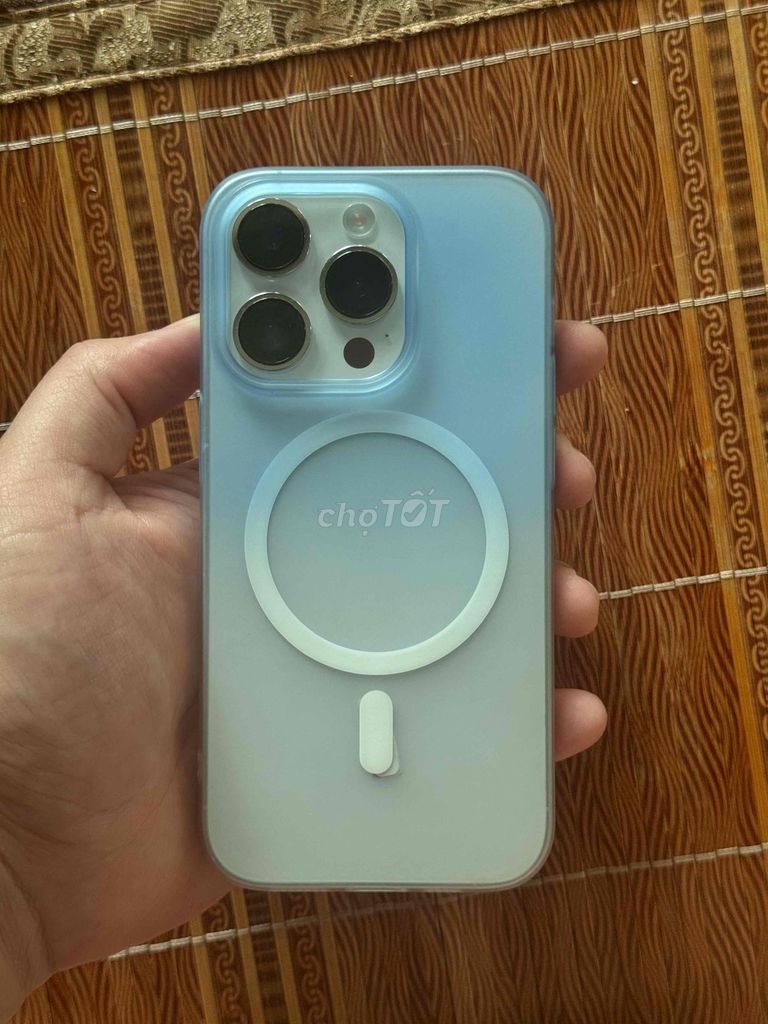 Em dư cây 14pro 128gb q.tế màu trắng hình thức đẹp. Mua bán Điện thoại tại Quận Hà Đông Hà Nội được đăng bởi Tú Lê hình 1