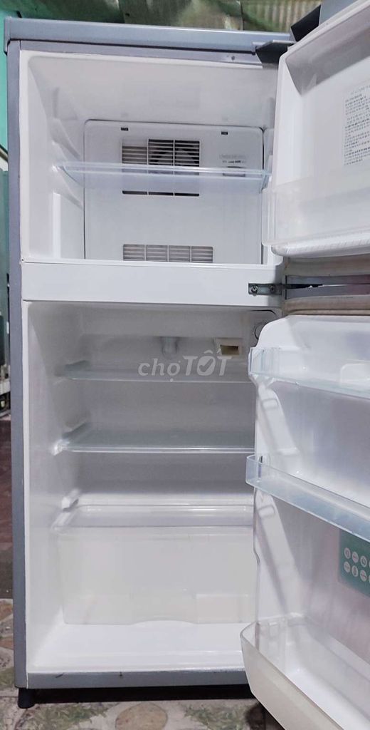 Tủ lạnh đẹp như mới bao sài bao đổi 30 ngày BH 4th. Mua bán Tủ lạnh tại Quận Tân Bình Tp Hồ Chí Minh được đăng bởi ĐIỆN LẠnh SONG PHÁT hình 4