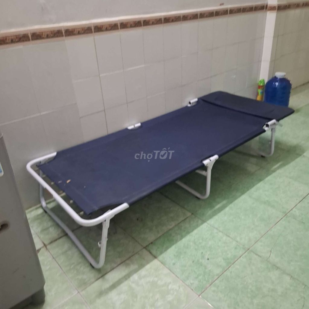 Giường xếp Vải Kim loại Xanh đậm. Mua bán Giường, chăn ga gối nệm tại Thành phố Dĩ An Bình Dương được đăng bởi nguyễn  đại dương hình 1