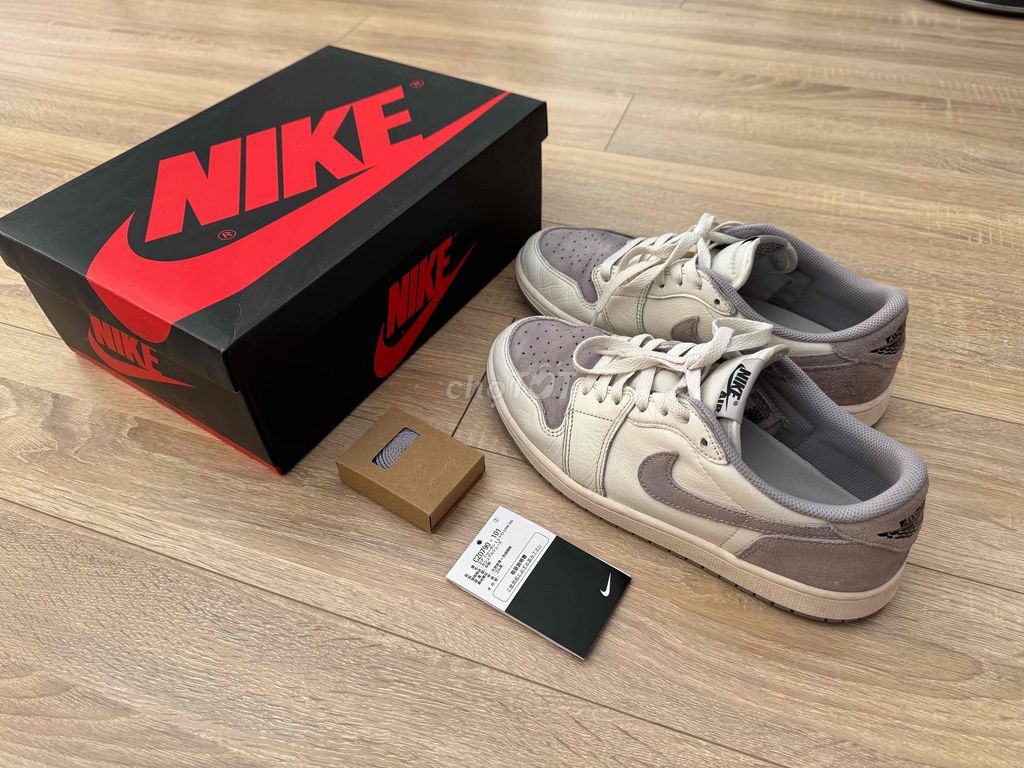 Jordan 1 Retro Low OG Atmosphere Grey