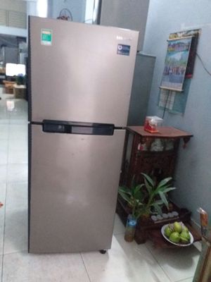 Tủ lạnh Samsung 208L inverter