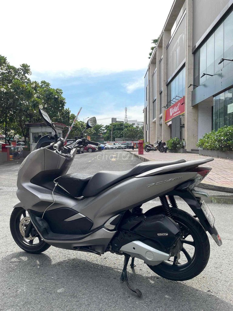 bán xe pcx chính chủ. Mua bán Xe máy tại Quận 6 Tp Hồ Chí Minh được đăng bởi lâm phong phú hình 6