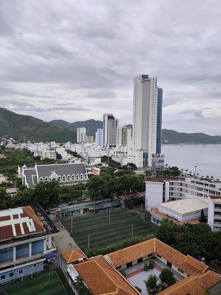 Cho thuê căn hộ 2phòng ngủ 77m2 tòa Scenia Bay