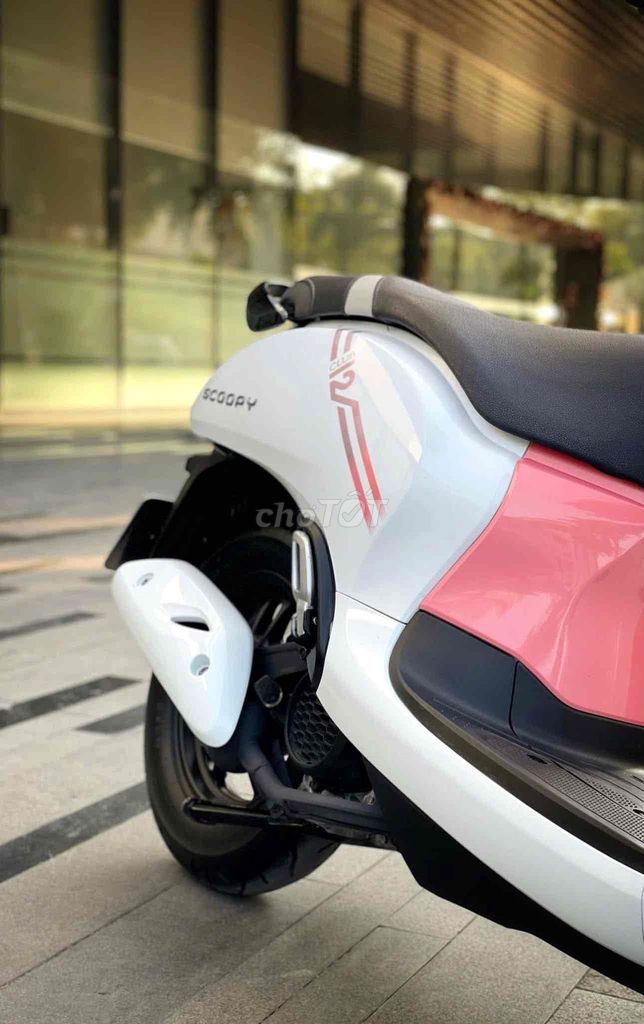 Honda Scoopy 110 2022 Trắng hồng 6800km. Mua bán Xe máy tại Quận Cầu Giấy Hà Nội được đăng bởi Tuấn Việt Motor hình 5
