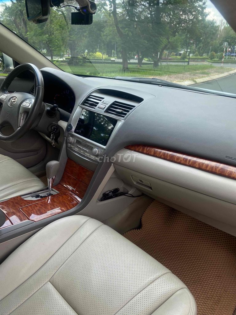 Toyota Camry 2011 2.4G - 150000 km. Mua bán Ô tô tại Quận 12 Tp Hồ Chí Minh được đăng bởi Hien hình 6