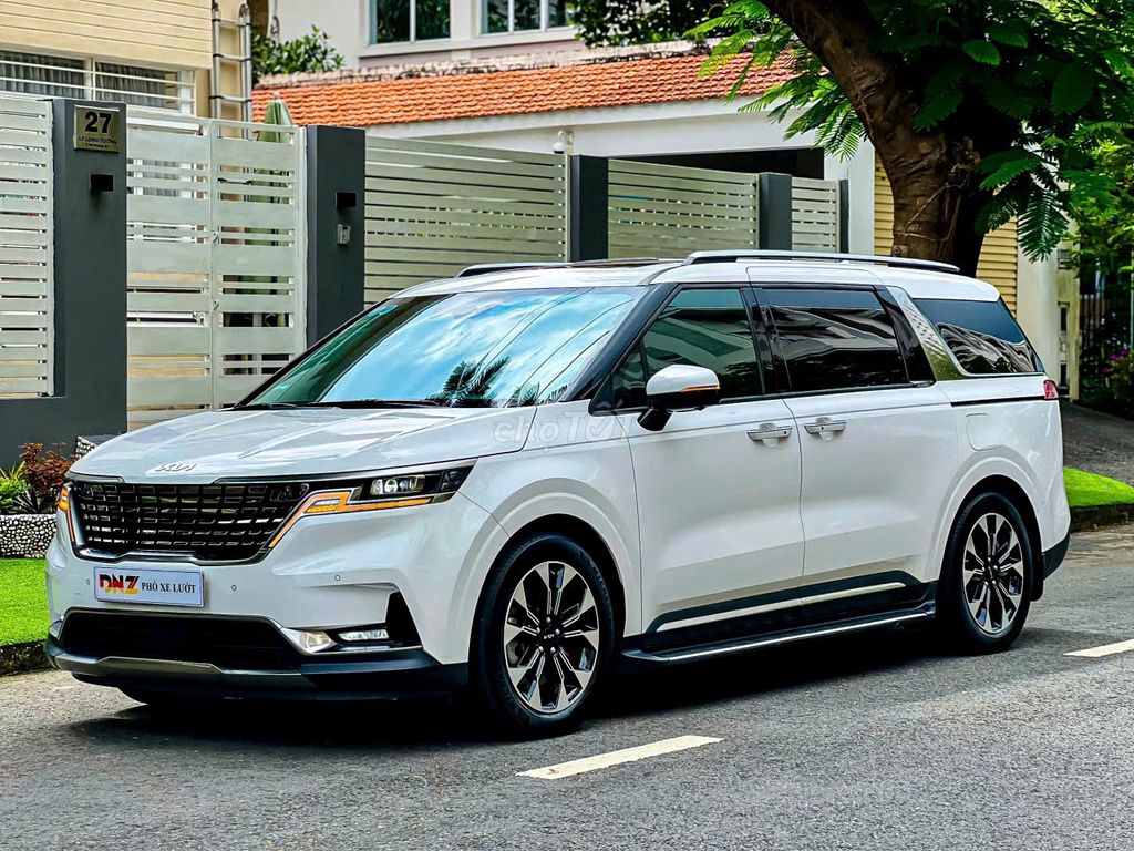 Kia Carnival 3.5 Signature Full 2023 Trắng/nâu. Mua bán Ô tô tại Quận 7 Tp Hồ Chí Minh được đăng bởi JENNIE hình 3