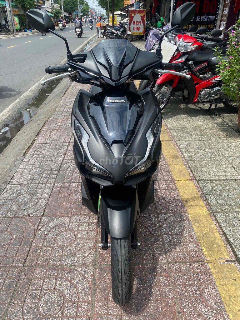 Honda Air Blade 2023, почти новый, возможна рассрочка от магазина