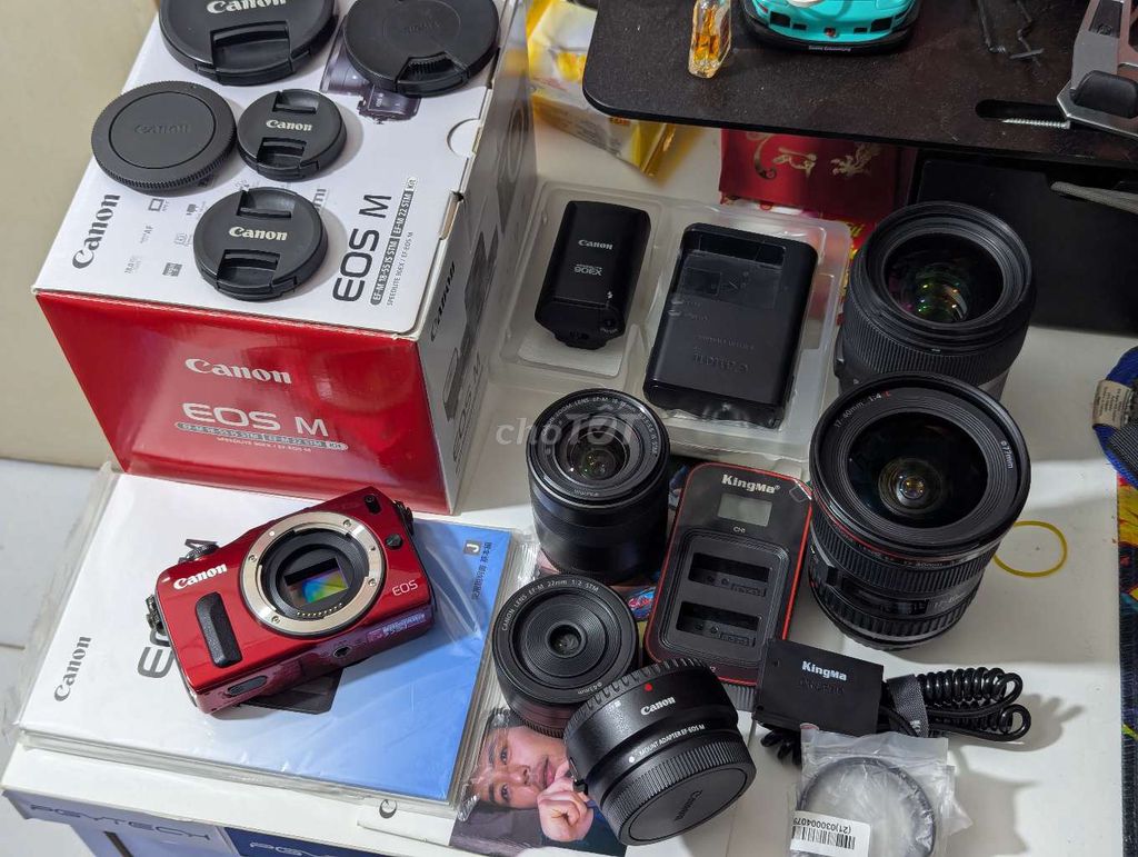 Canon EOS M (Màu Đỏ) KÈM KIT 18-55MM + 22F2. Mua bán Máy ảnh, Máy quay tại Quận 8 Tp Hồ Chí Minh được đăng bởi Gia Phú hình 1