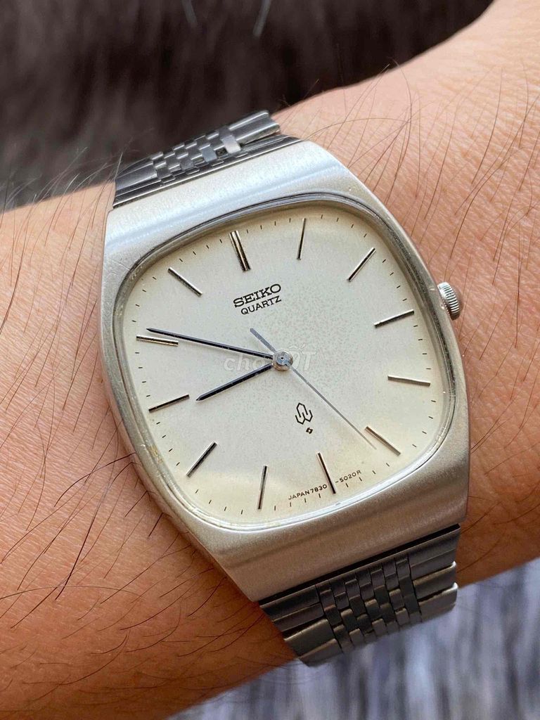 Seiko bản luạ thép trắng ngoại hình chuẩn khá đẹp