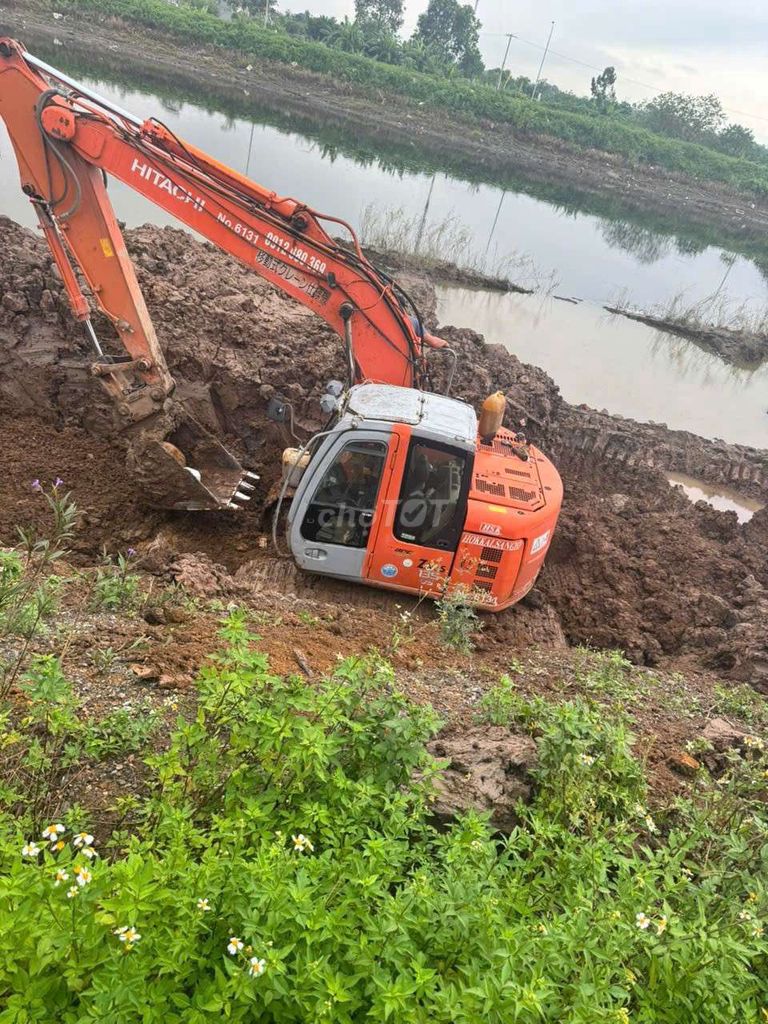 Bán thanh lý 1 con xúc lật hitachi l. Mua bán Xe tải, xe ben tại Huyện Thường Tín Hà Nội được đăng bởi Đinh Thị Nga hình 4