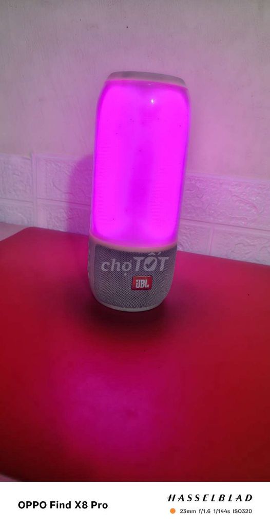 Loa Bluetooth JBL Trắng Đèn LED RGB. Mua bán Tivi, Âm thanh tại Quận Nam Từ Liêm Hà Nội được đăng bởi Nguyễn Minh Khôi hình 1