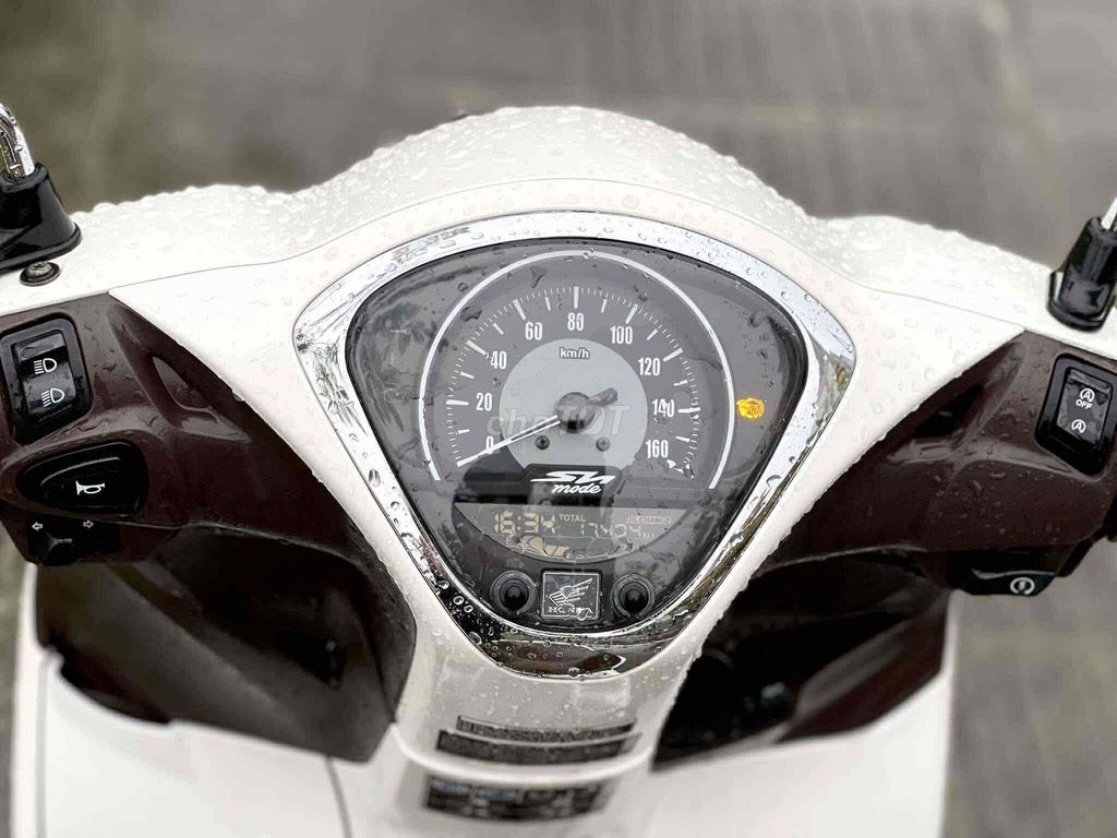 bán sh mode cuối 12/2020 phanh abs zin 95%. Mua bán Xe máy tại Thành phố Huế Thừa Thiên Huế được đăng bởi phan bá tịnh hình 2